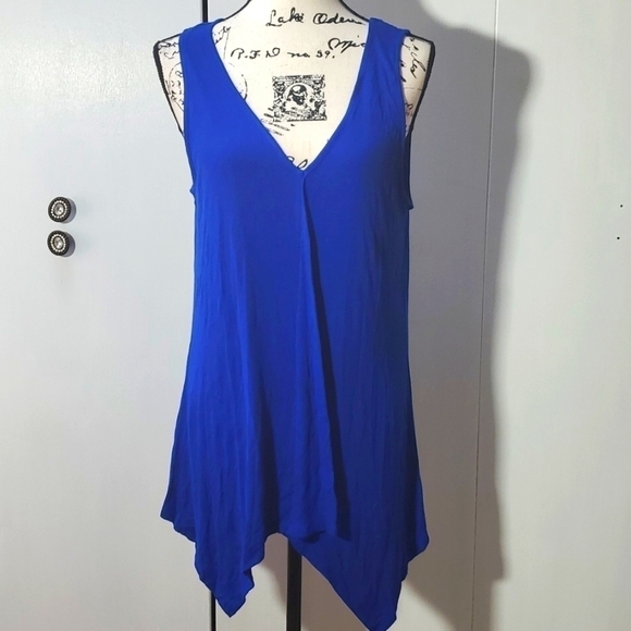 Cable & Gauge Tops - Cable & Gauge- Womens Royal blue Vneck Tank Tunic uneven hem Sz.Large